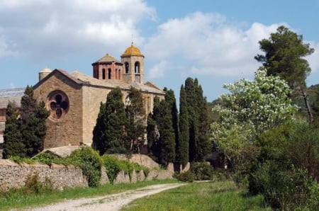 L'art de la construction des murs en pierre &agrave; Roche-lez-Beaupr&eacute;